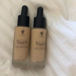 Younique touch foundation